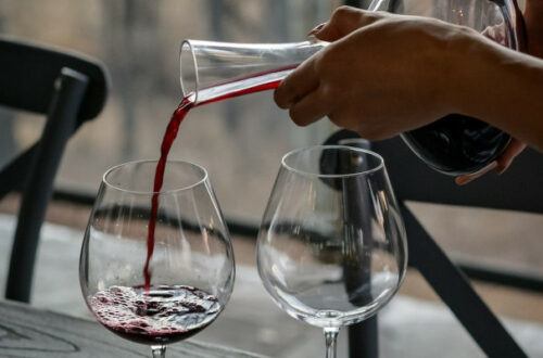 Should you let Bordeaux breathe?