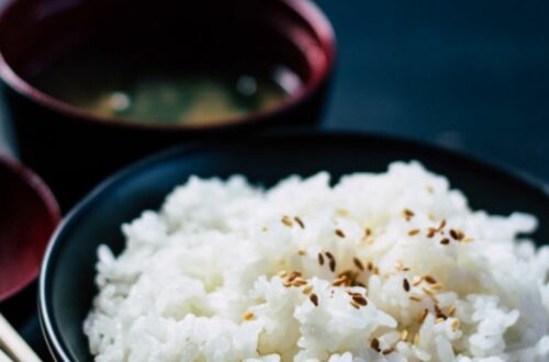 What typical/traditional dish from Asia would pair well with Sauternes? - picture of bowl of rice