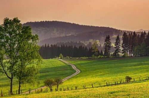 What is Bergland in Austria - picture of landscape in Austria