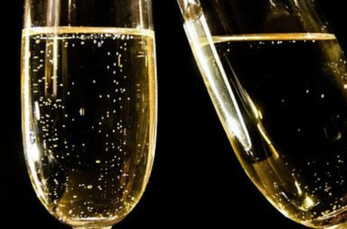 What is the difference between Sekt and Champagne - two glasses of sekt