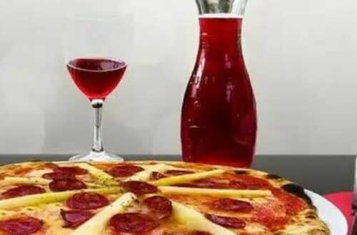 What does St Laurent wine taste like - picture of red wine and pizza