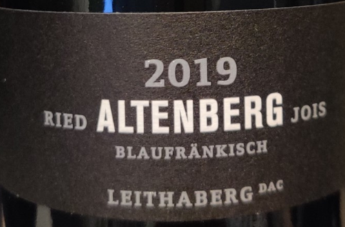 Understanding Blaufränkisch labels - wine label